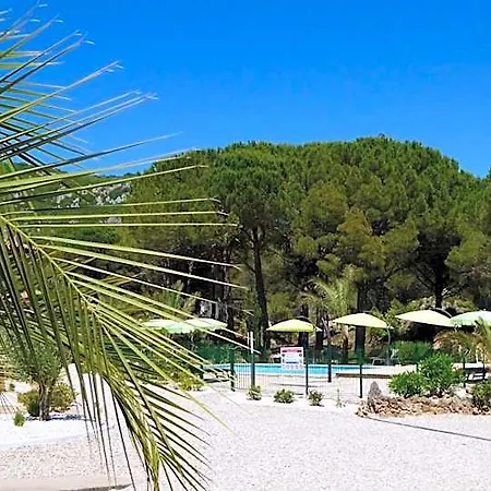 Hotel Val Hôtel&spa Mourèze