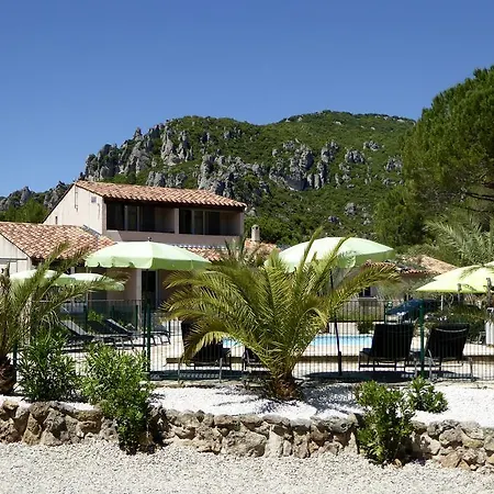Hotel Val Hôtel&spa Mourèze