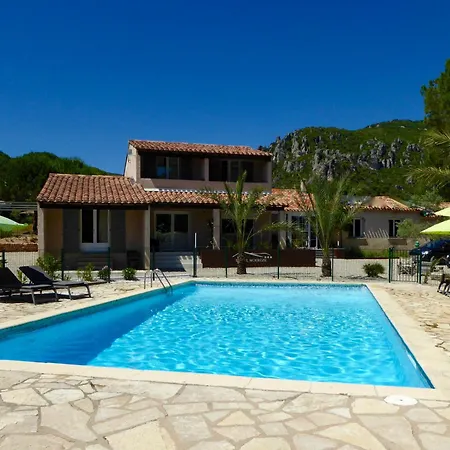 Val Hôtel&spa Mourèze